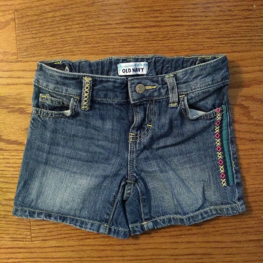 6 | Embroidered Shorts | Old Navy